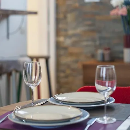 De Nazareth Apartment Paris